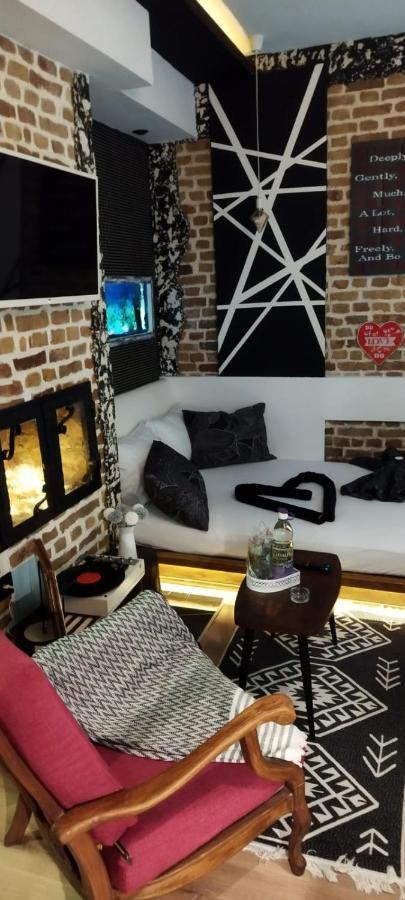 Studio Apartman Black & White Centar Sarajevo Free Parking Exterior foto
